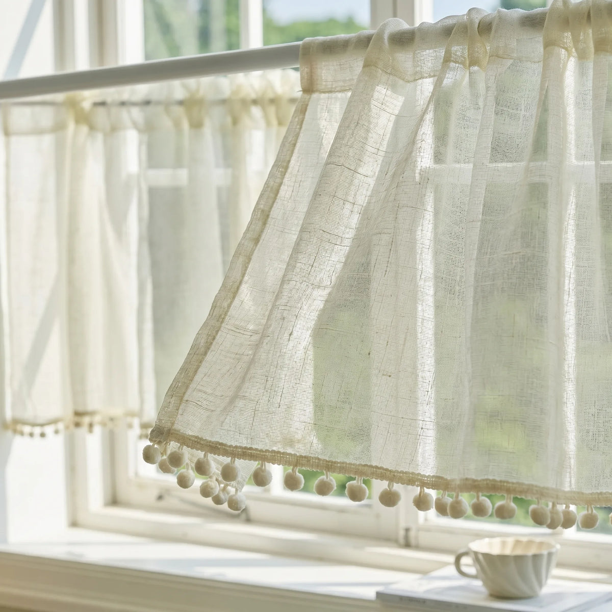 Cotton Linen Café Curtain - detail view | Sylvra