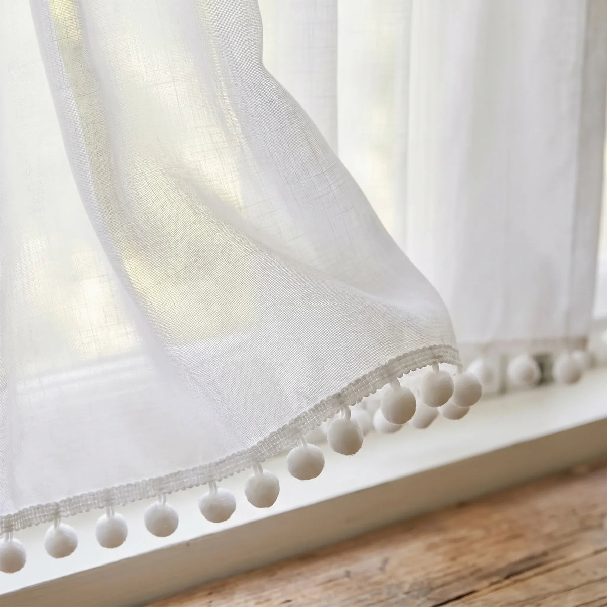 White Linen Café Curtain